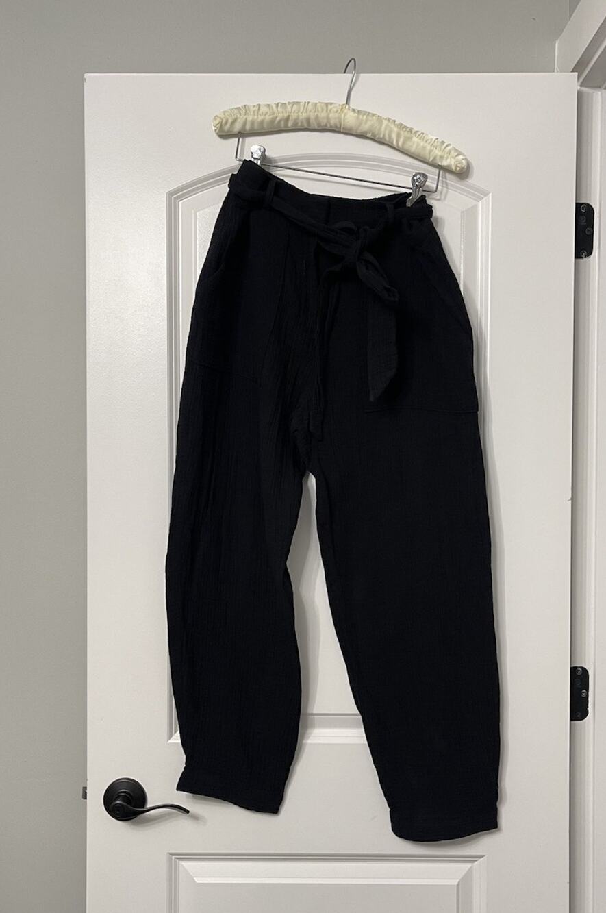 Magaschoni 100% Organic Cotton Black Gauzy Women’s Pants, Sz Large